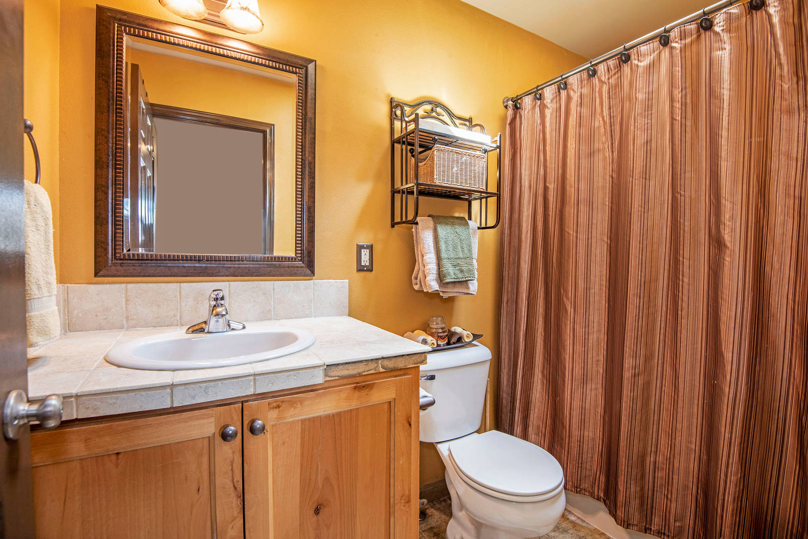 Brivity 10443 NW Kingwood Drive Redmond, OR 97756 Virtual Tour