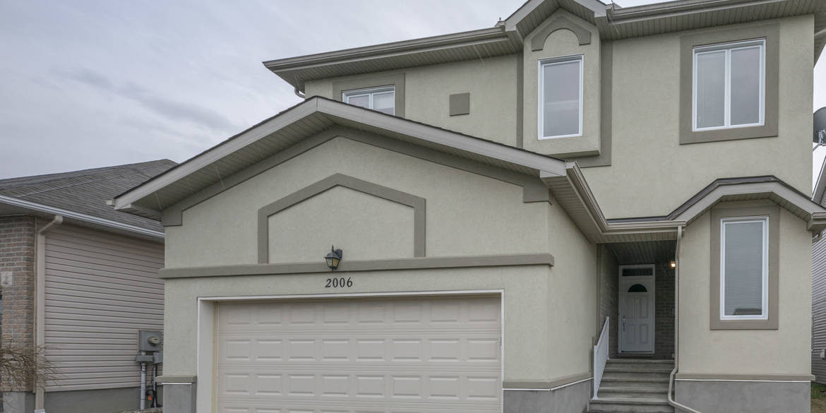 Brivity 2006 Plainhill Dr, A Orleans, ON K4A0E6