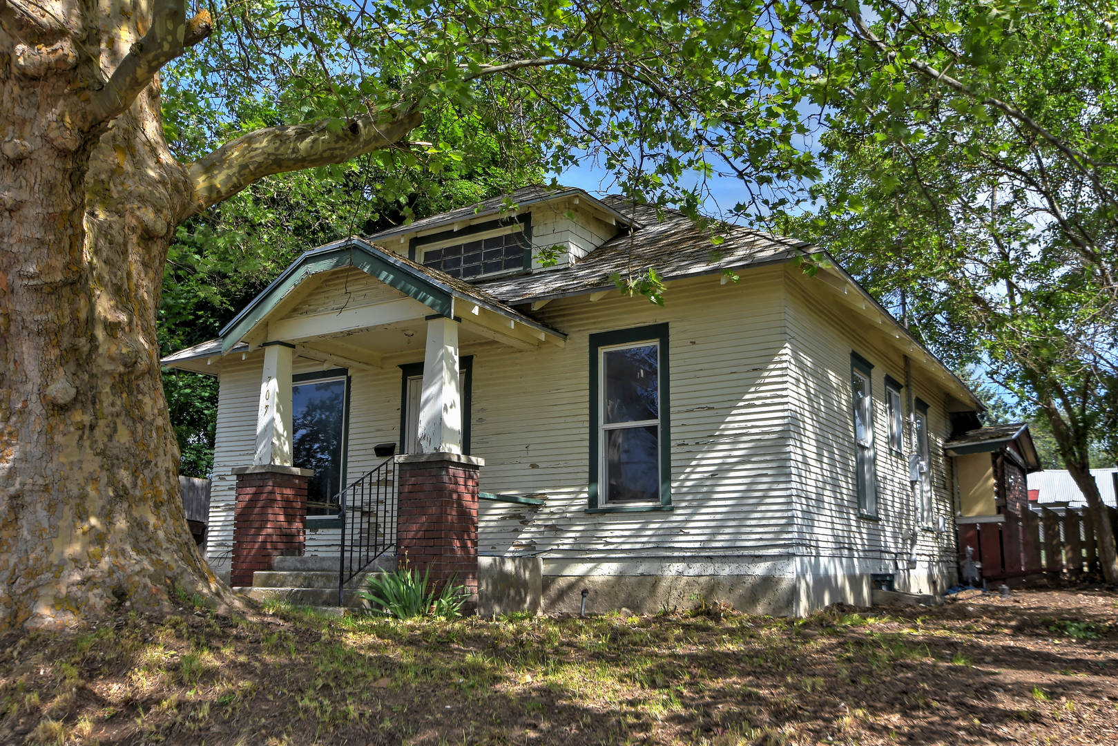 707 E Kiernan Ave Spokane, WA 99207