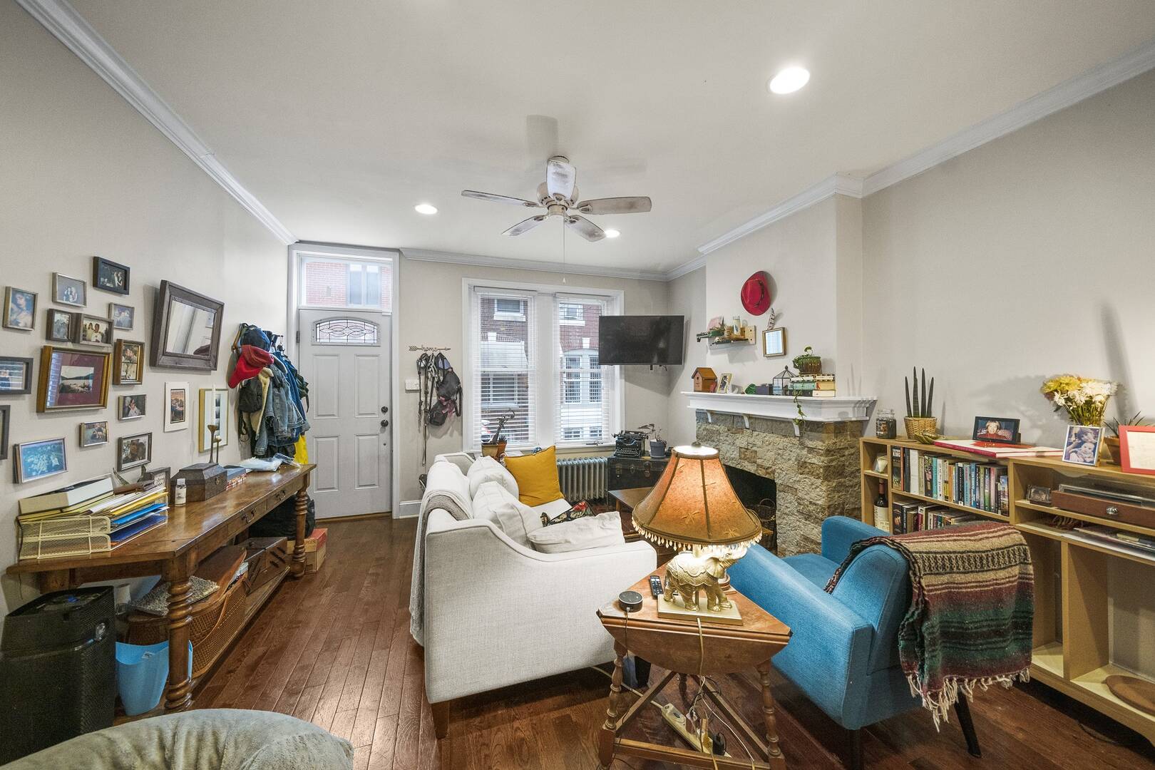 2314 S Warnock Street Philadelphia, PA 19148