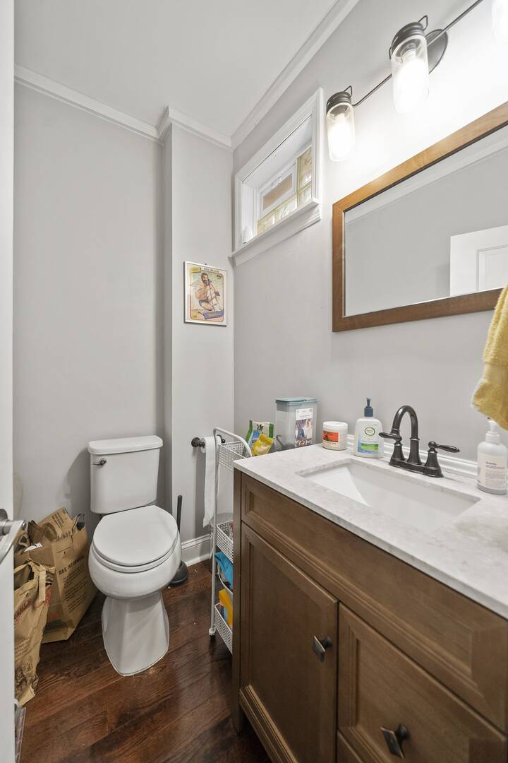 2314 S Warnock Street Philadelphia, PA 19148