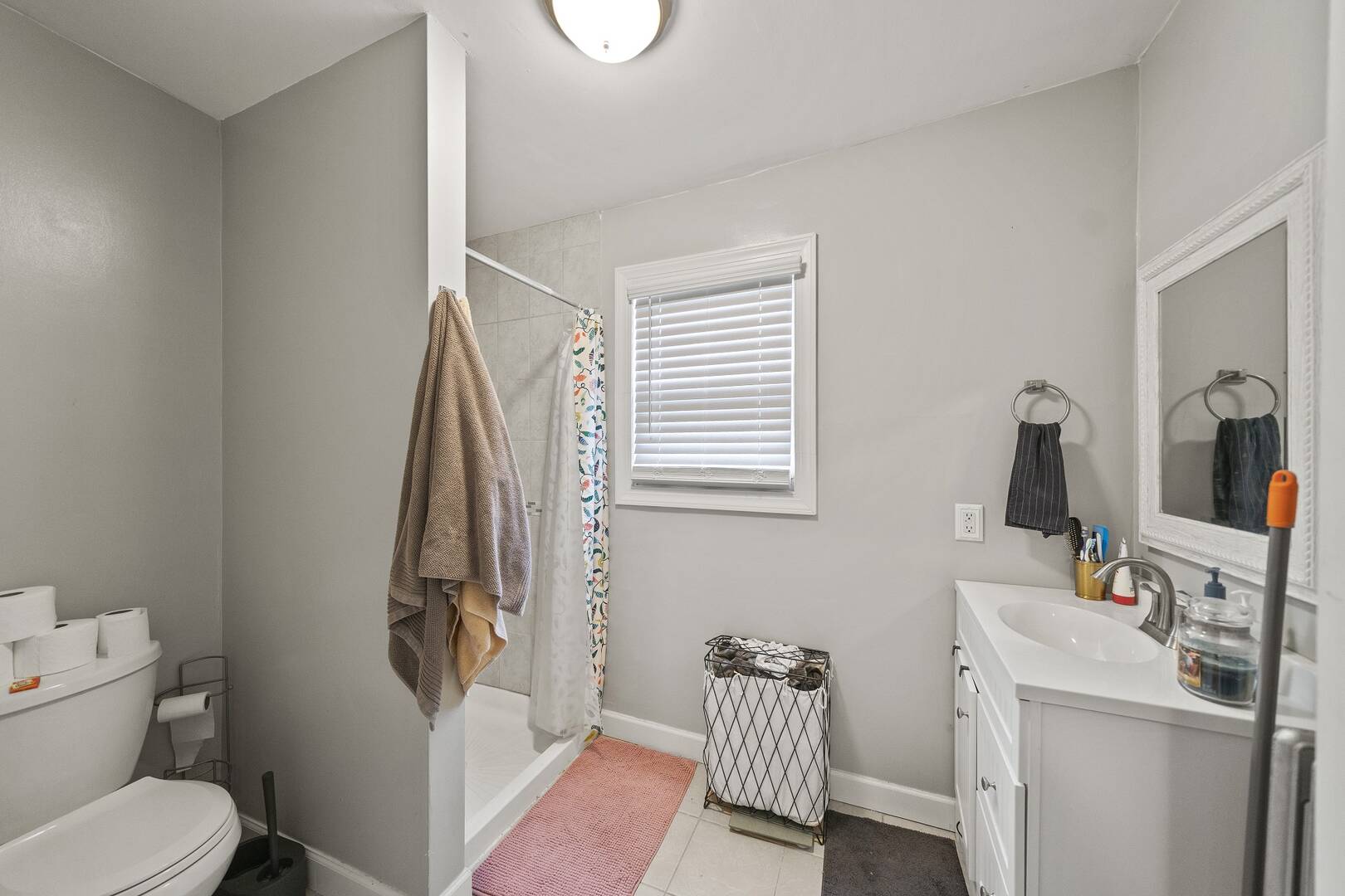 2314 S Warnock Street Philadelphia, PA 19148