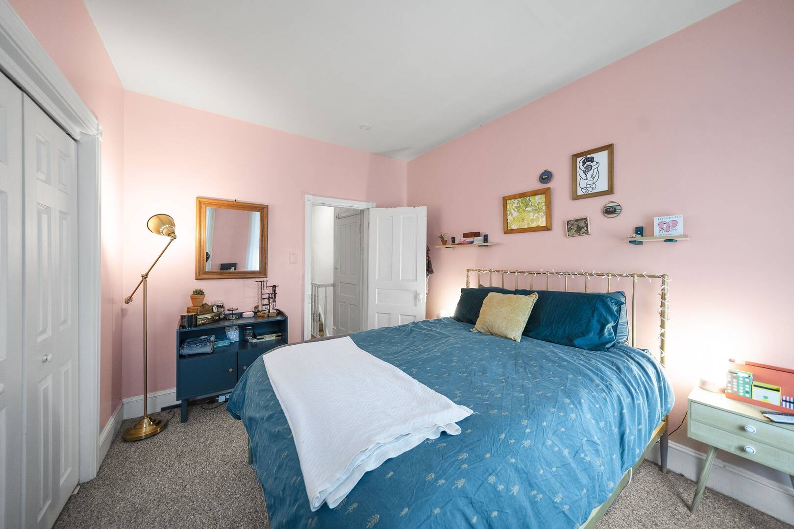2314 S Warnock Street Philadelphia, PA 19148