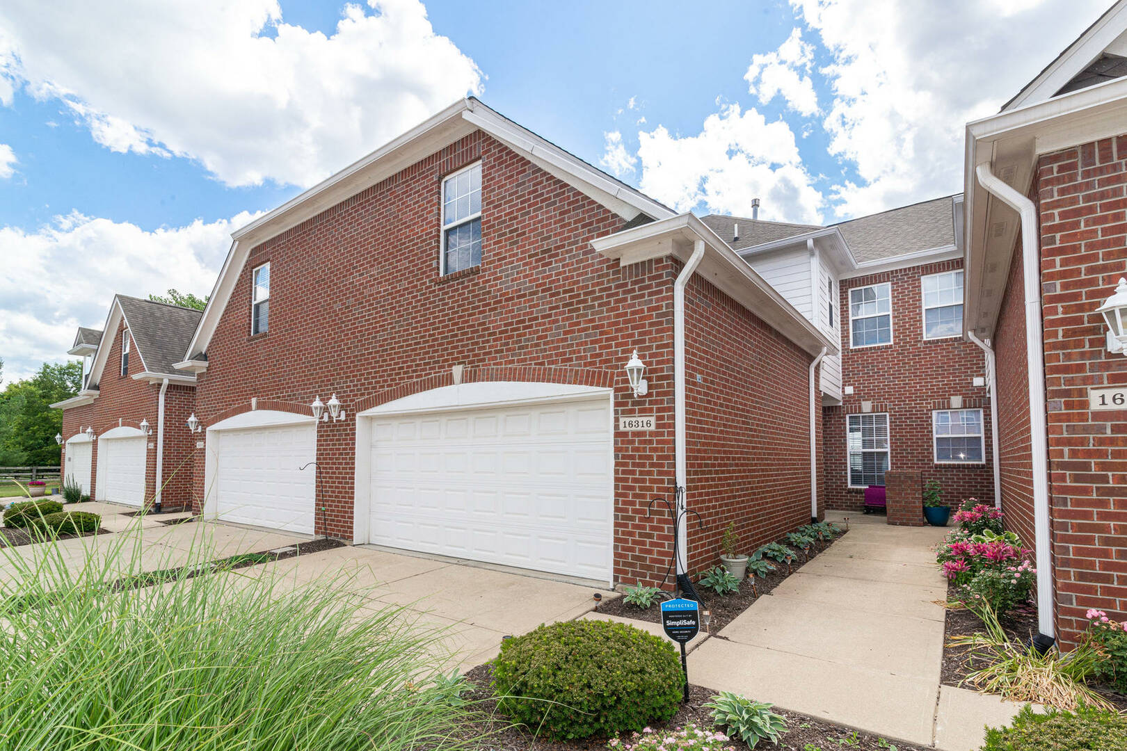 Brivity 16316 Meadowlands Lane Westfield, IN 46074 Virtual Tour