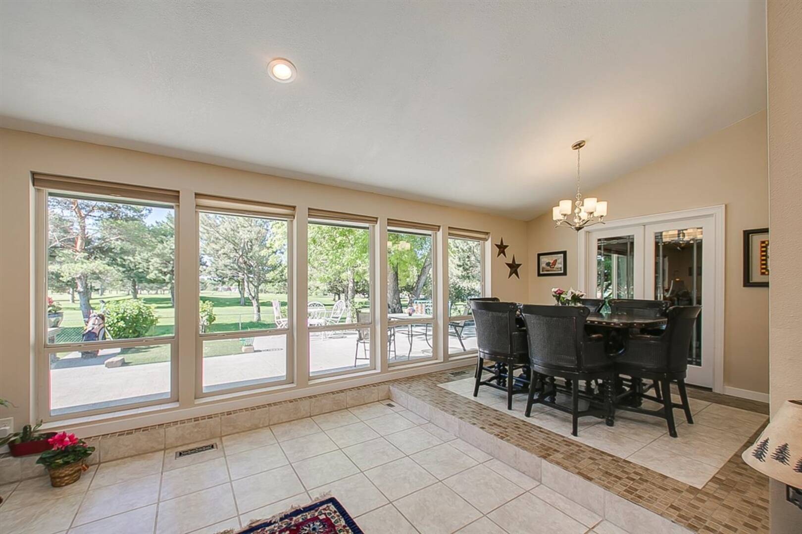 6977 W Amity Rd Boise, ID 83709