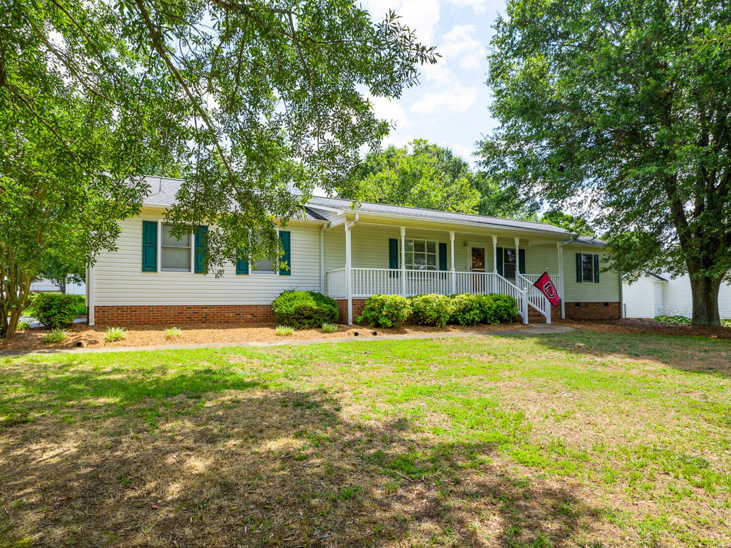 Brivity 230 David Koon Drive Boiling Springs, SC 29316 Virtual Tour
