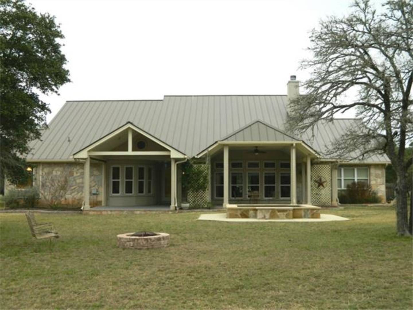 Brivity 101 Creekside Dr Buda TX Buda, TX 78610 Virtual Tour