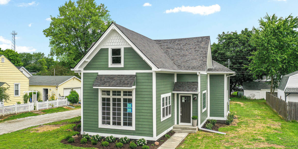 Brivity 218 W 9th St. Lapel, IN 46051