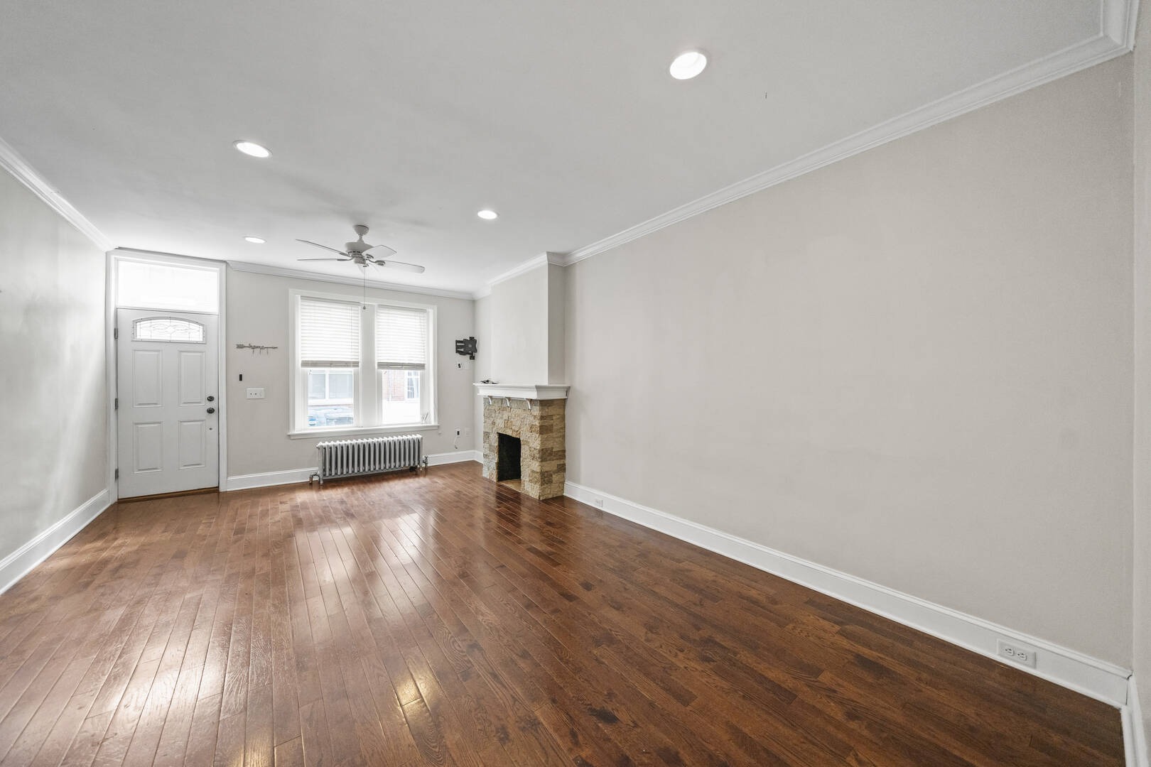 2314 S Warnock Street Philadelphia, PA 19148