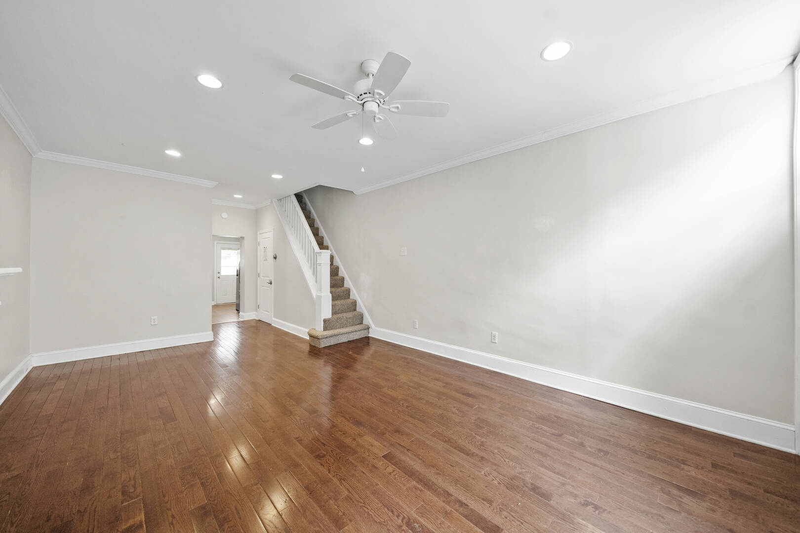 2314 S Warnock Street Philadelphia, PA 19148