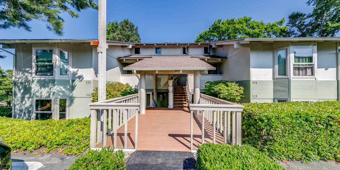 Brivity 30 Admiralty Lane 316 Port Ludlow, WA 98365