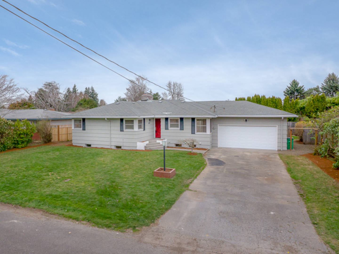 Brivity 14717 NE Schuyler St. Portland, OR 97230 Virtual Tour