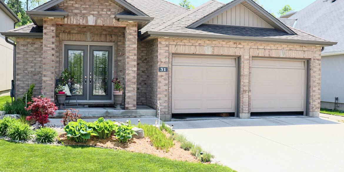 Brivity 311430 HIghbury Ave N London, ON N5Y6M4