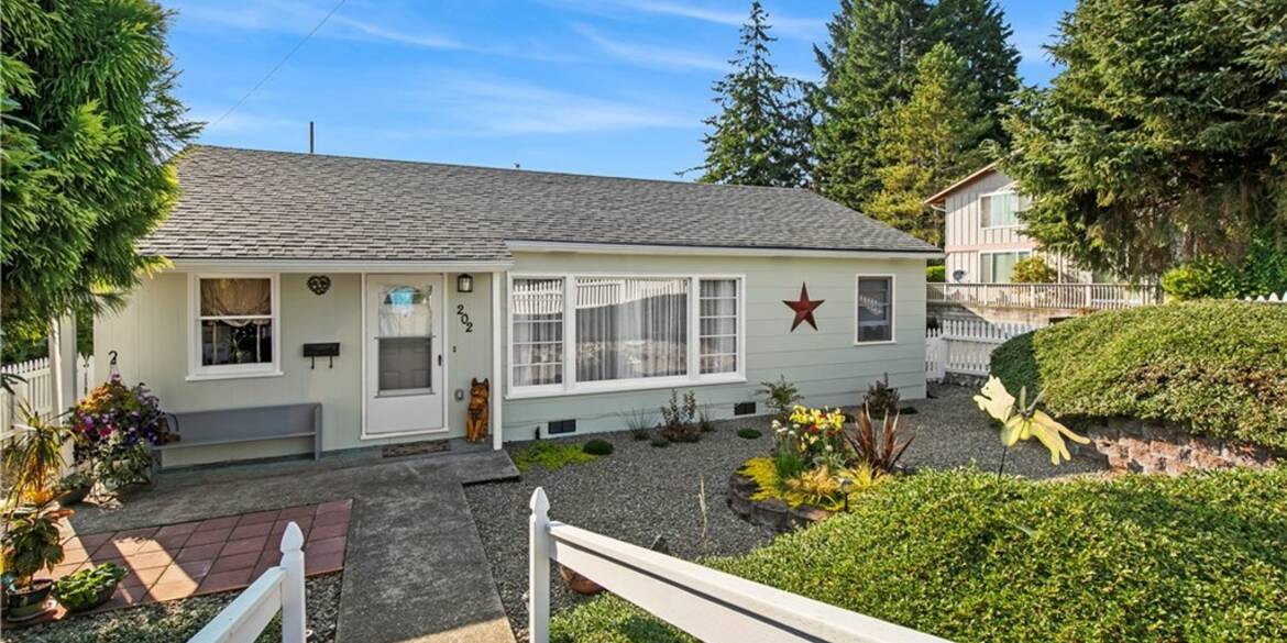 Brivity 202 S Church Street Montesano, WA 98563