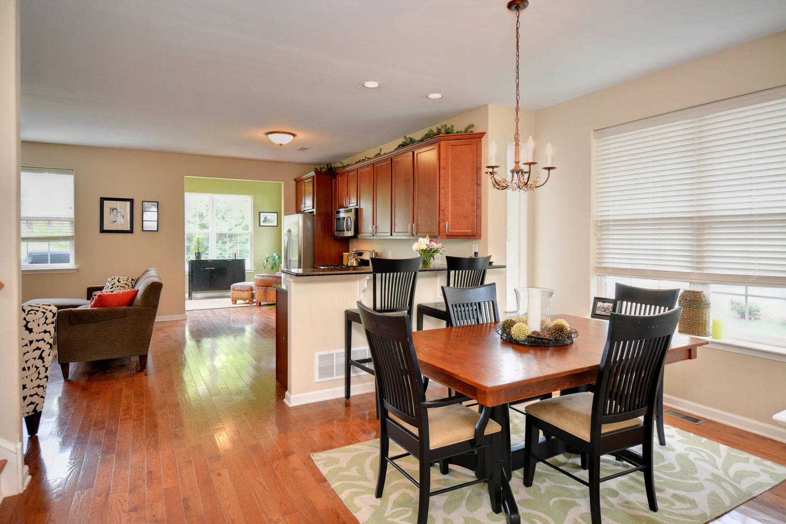 Brivity 245 Roberts Ave Conshohocken, PA 19428 Virtual Tour