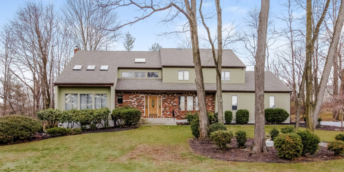 Brivity 1 Cornelius Lane Baldwin Place, NY 10505