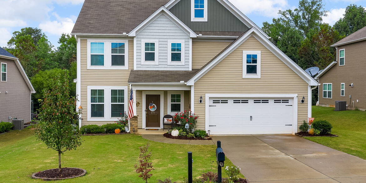 Brivity 279 Castleton Circle Boiling Springs, SC 29316