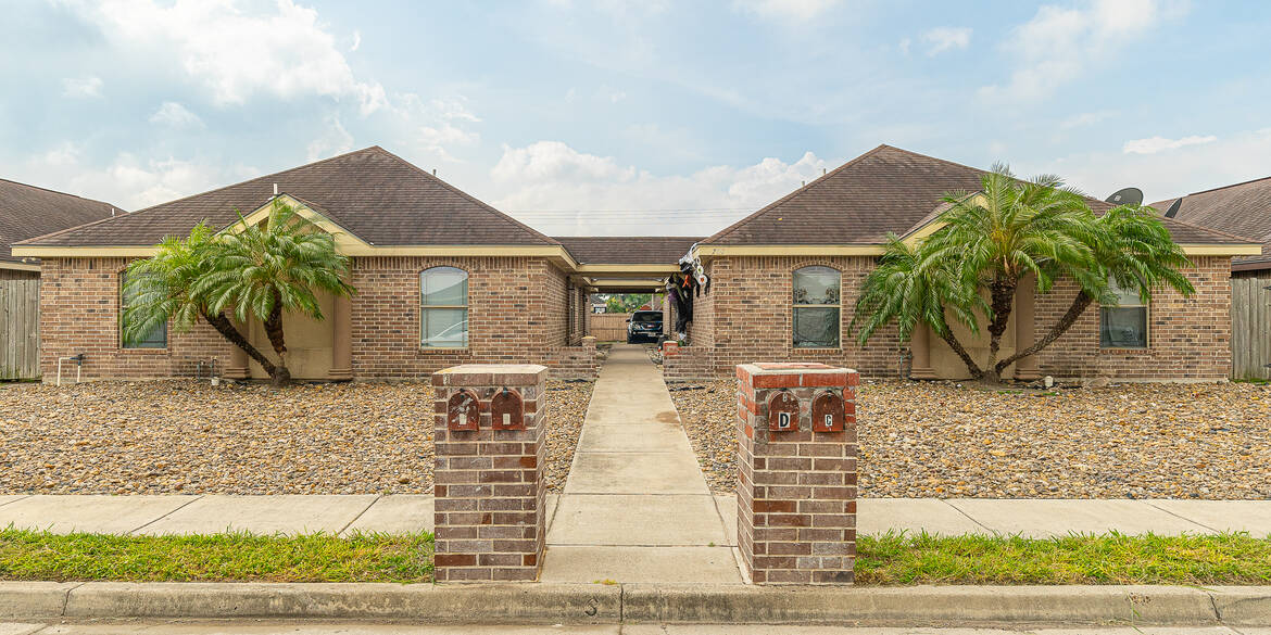 Brivity 707 W Emerald Drive Pharr, TX 78577