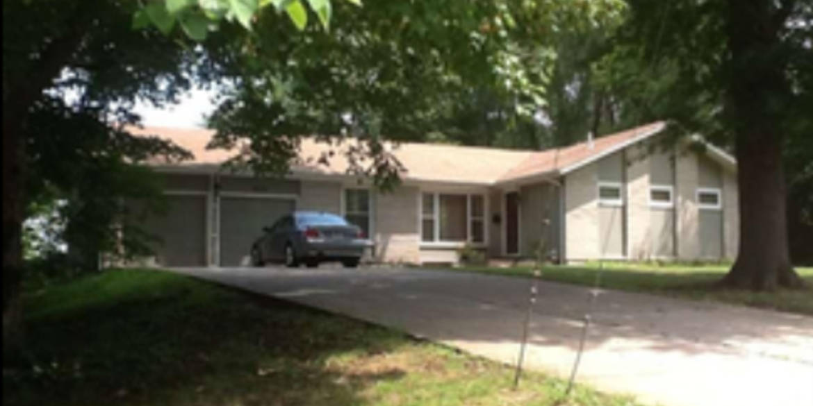 Brivity 4024 E Red Bridge Road Kansas City, MO 64137