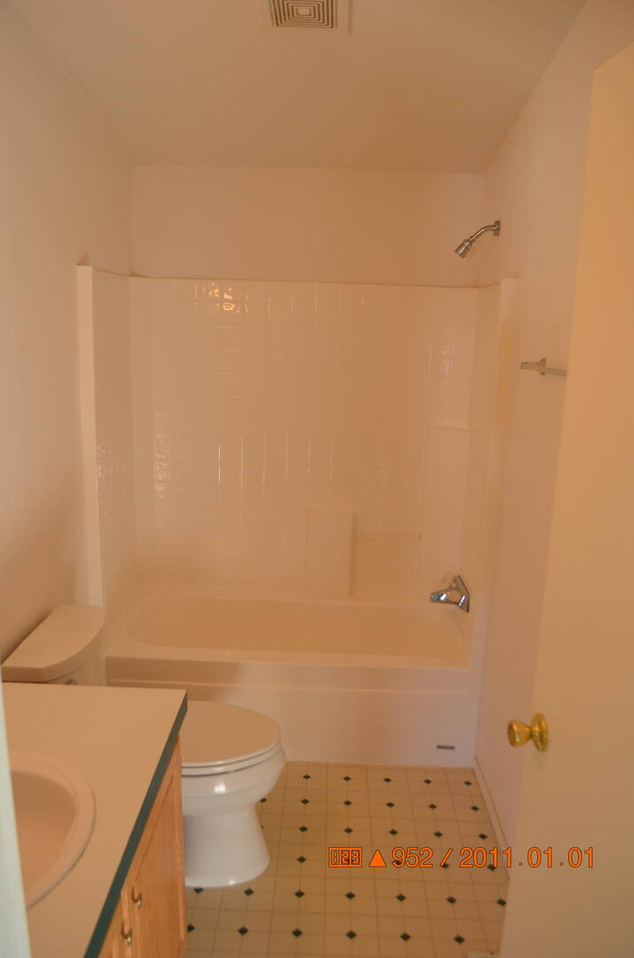 896 Carriage Ct #49, Sedro Woolley, WA 98284