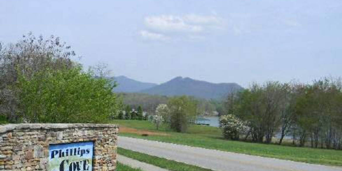 Brivity Lot 9 Phillips Cove Hiawassee, GA 30546