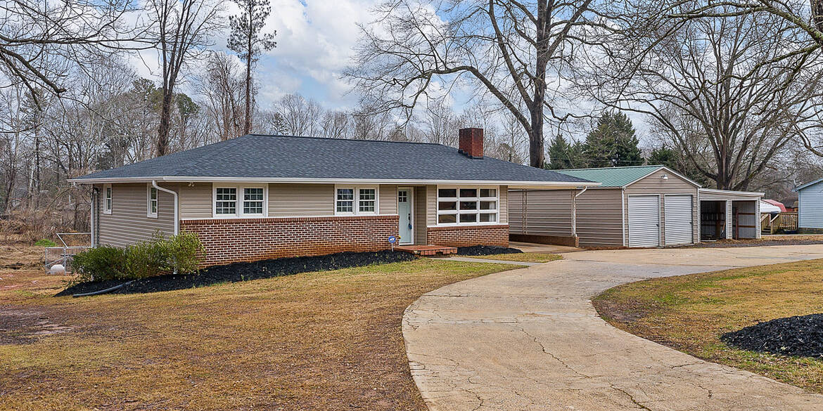 Brivity 527 Honeysuckle Road Spartanburg, SC 29303