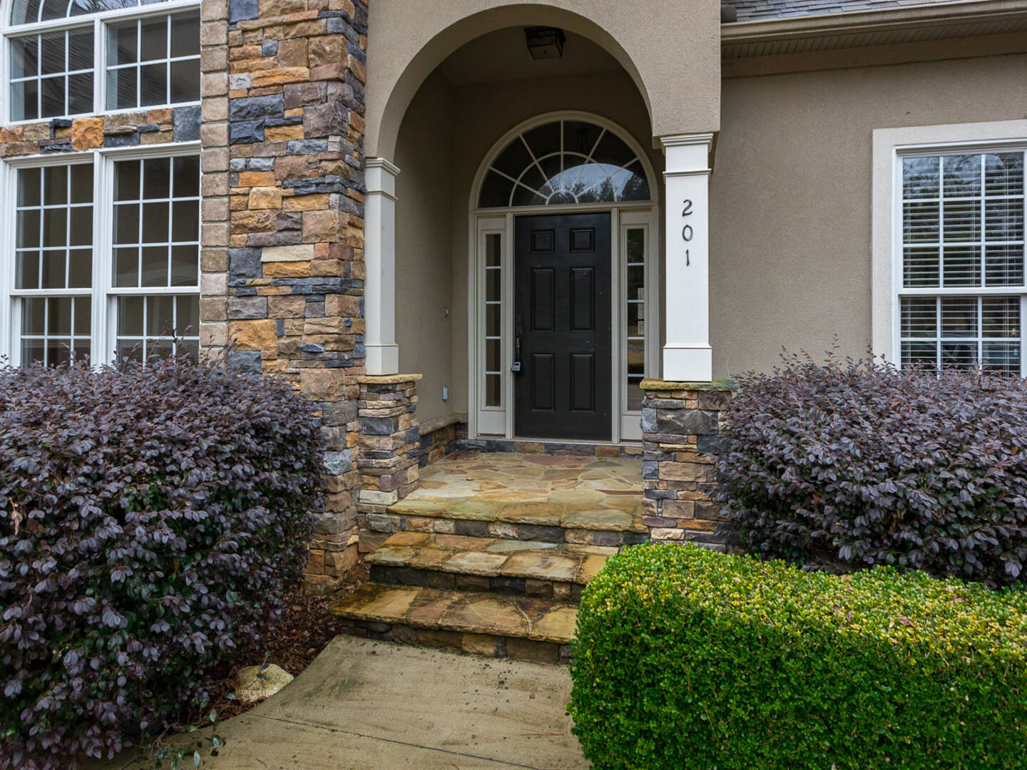 201 Horseshoe Lake Drive Spartanburg, SC 29306