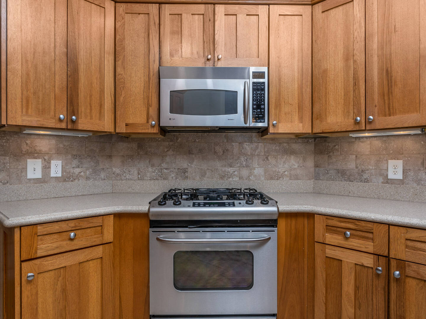 201 Horseshoe Lake Drive Spartanburg, SC 29306