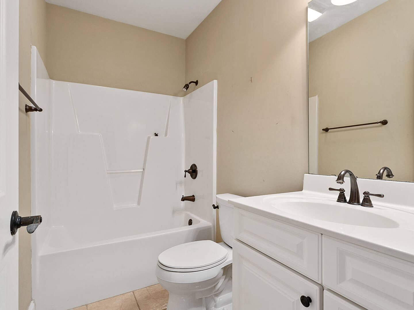 201 Horseshoe Lake Drive Spartanburg, SC 29306