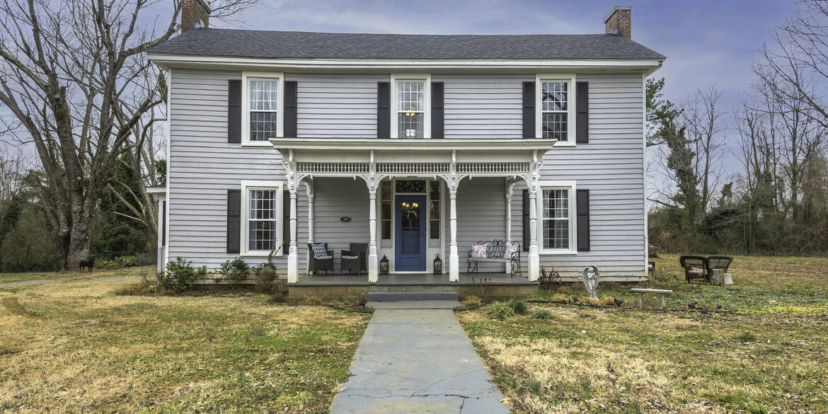 Brivity 227 Pecan Street Pamplin, VA 23958