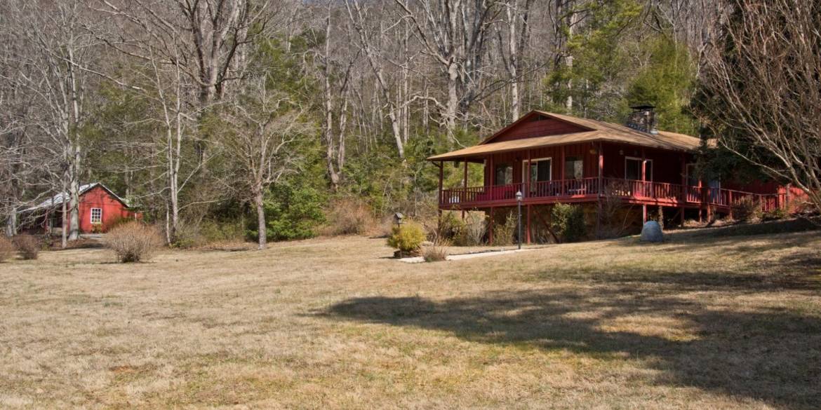 Brivity 2946 Catawba River Rd Old Fort, NC 28762