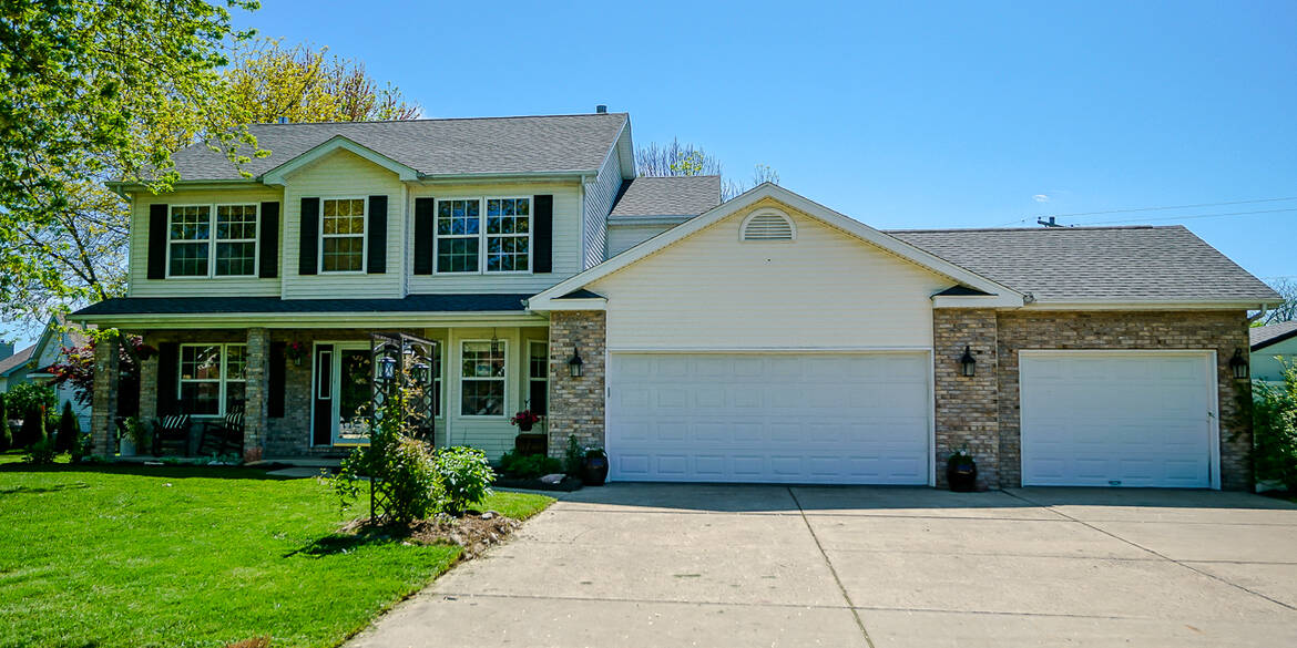 Brivity 714 Devon Dr Germantown Hills, IL 61548