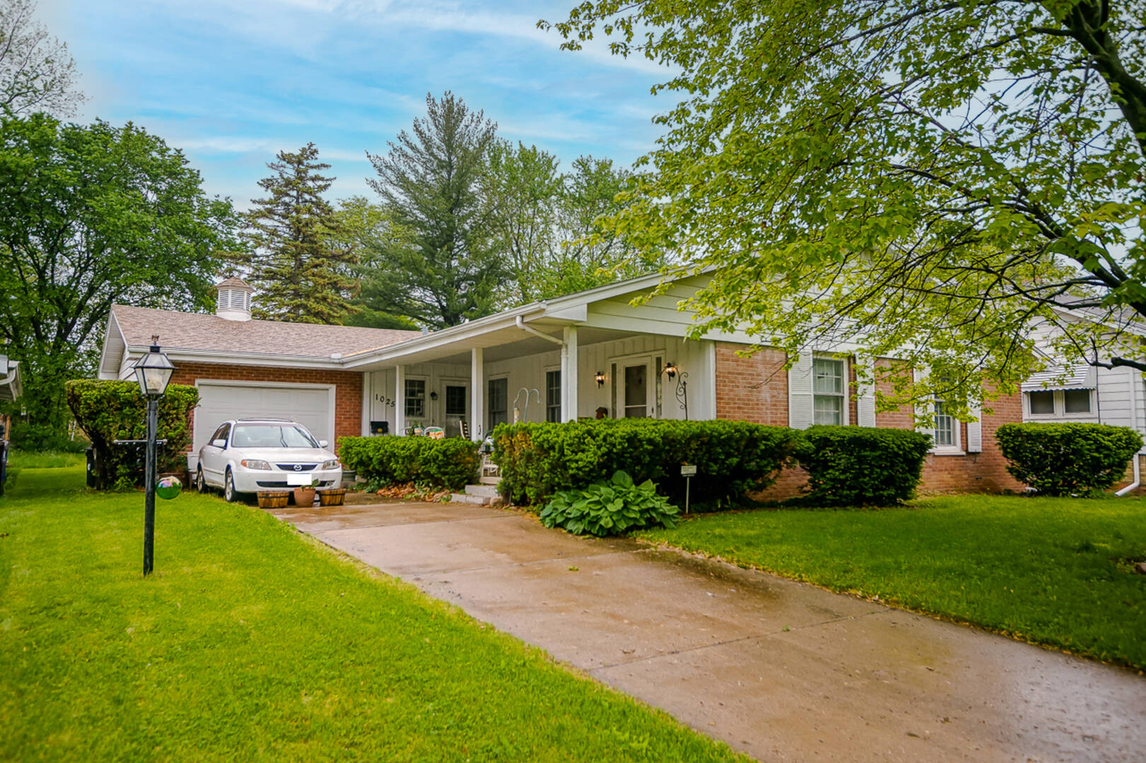 Brivity 1025 E Melbourne Ave Peoria, IL 61603 Virtual Tour