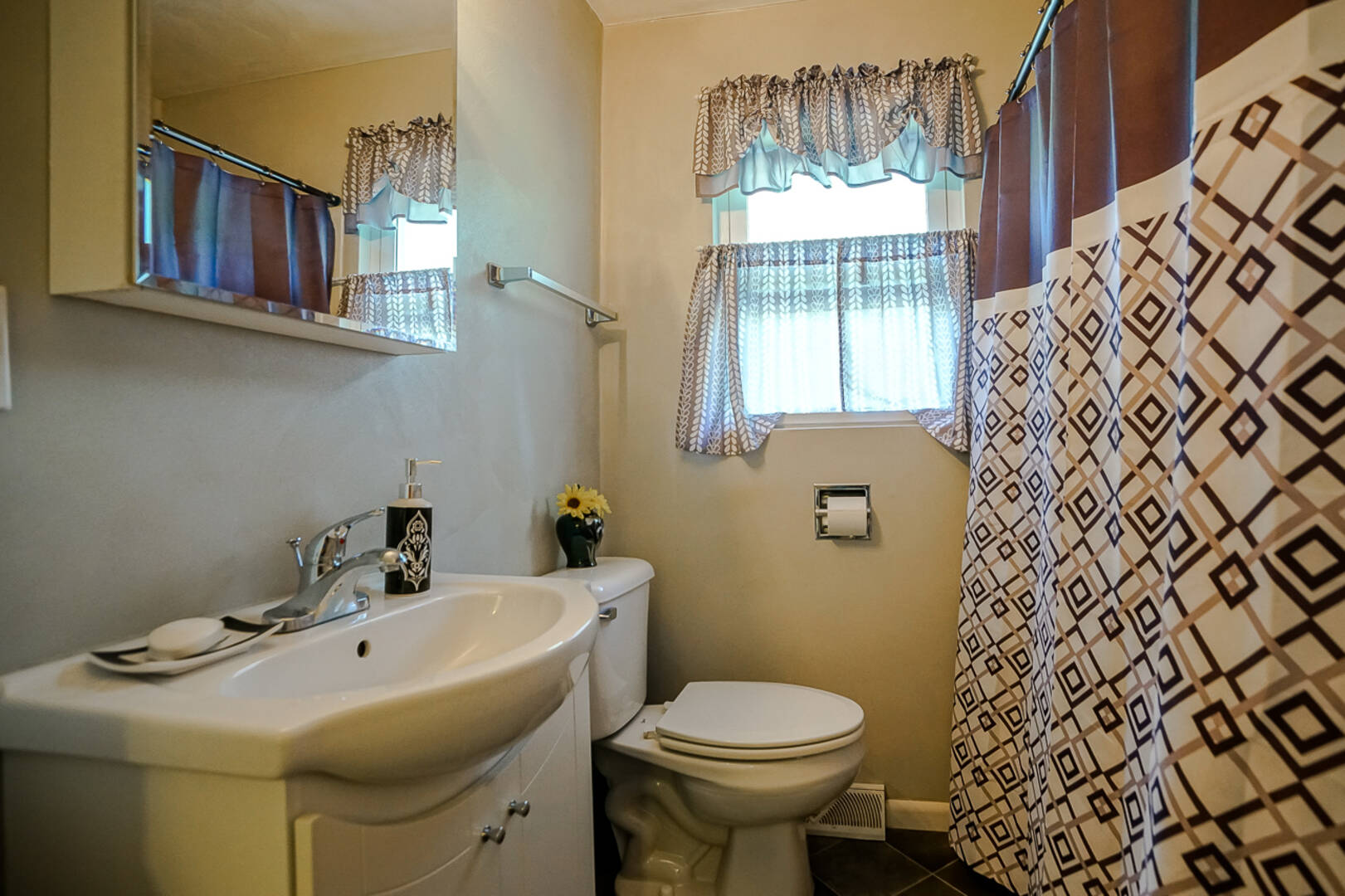 Brivity 1600 N Pierson Ave West Peoria, IL 61604 Virtual Tour