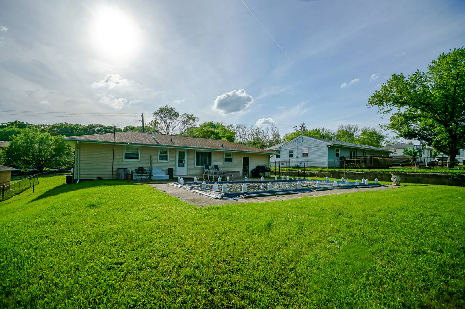 Brivity 1600 N Pierson Ave West Peoria, IL 61604 Virtual Tour