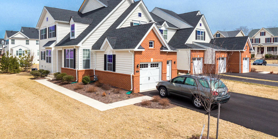 Brivity 15424 Painters Cove Way Haymarket, VA 20169