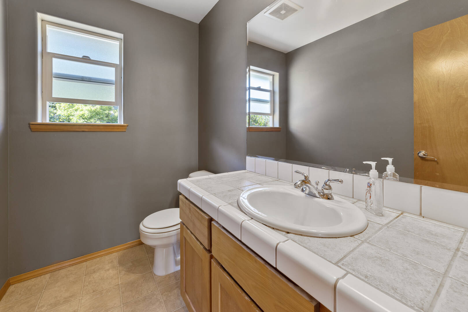 4631 Ann Ct, Bellingham, WA 98229