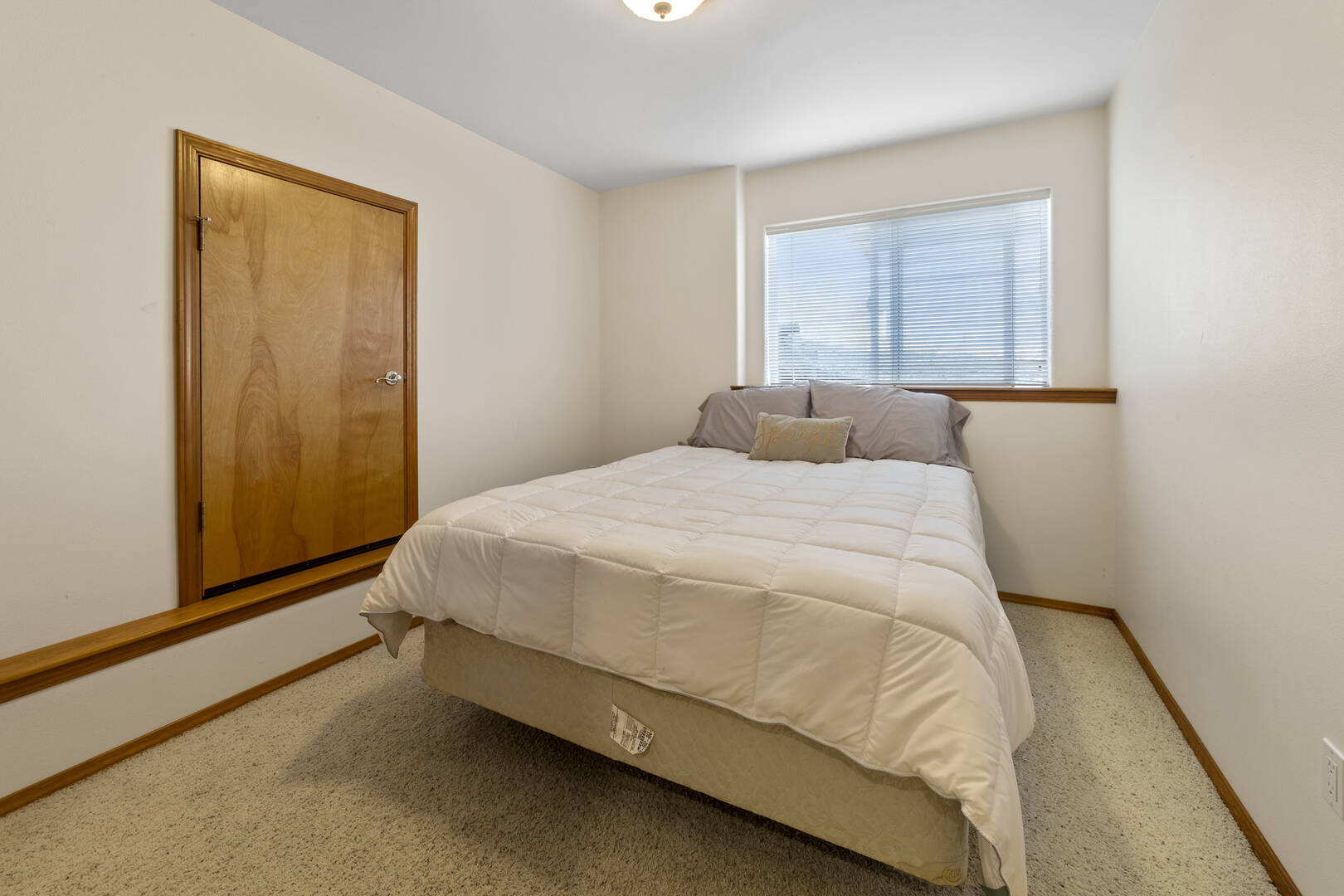 4631 Ann Ct, Bellingham, WA 98229