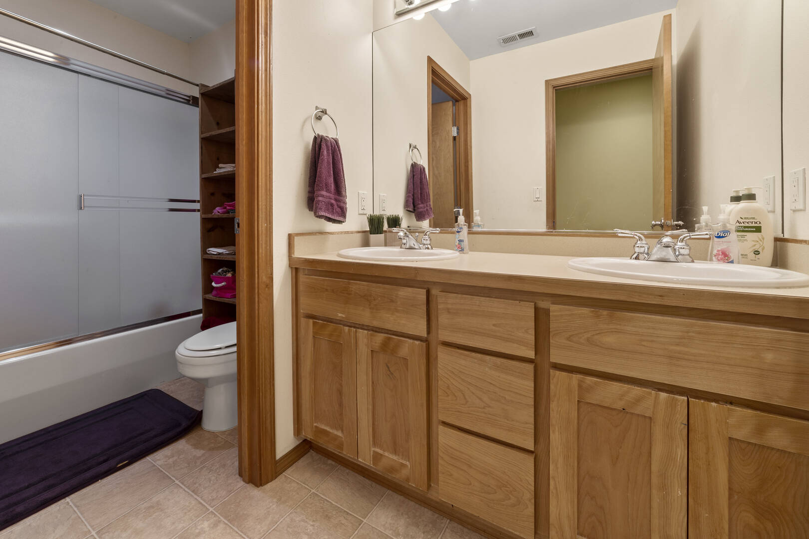 4631 Ann Ct, Bellingham, WA 98229