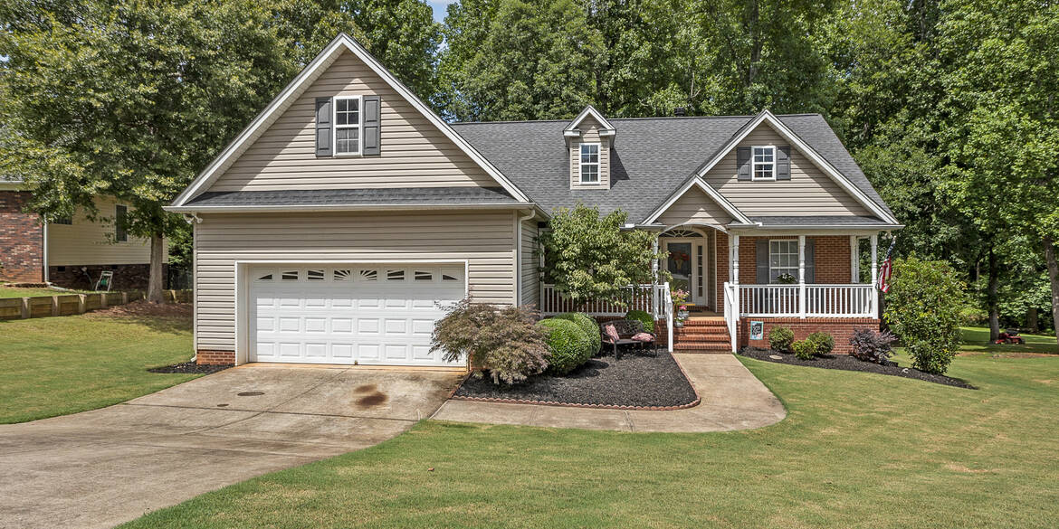 Brivity 817 Laurelcreek Drive Boiling Springs, SC 29316
