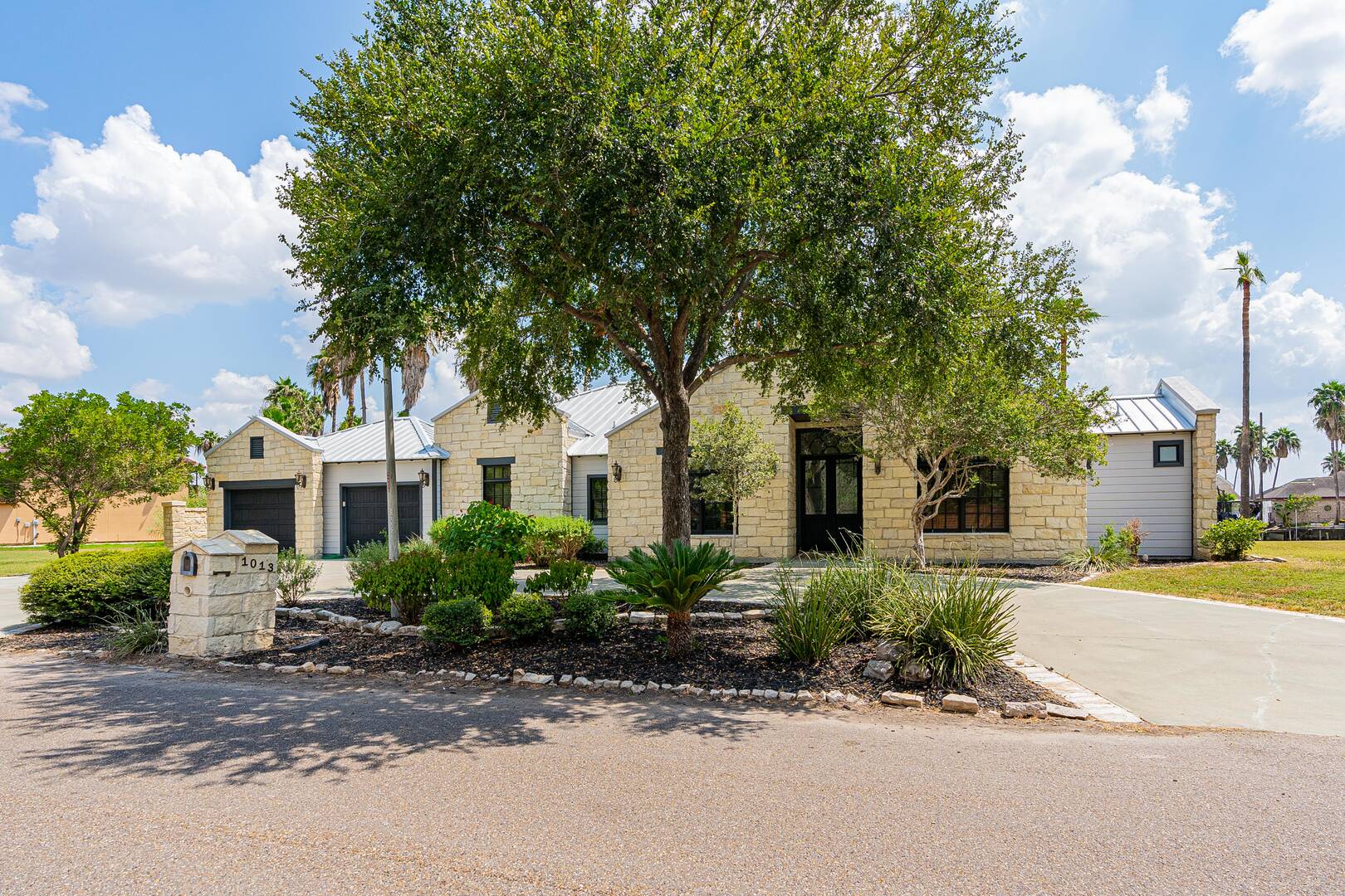Brivity 1013 Harbor Ln La Joya, TX 78560 Virtual Tour