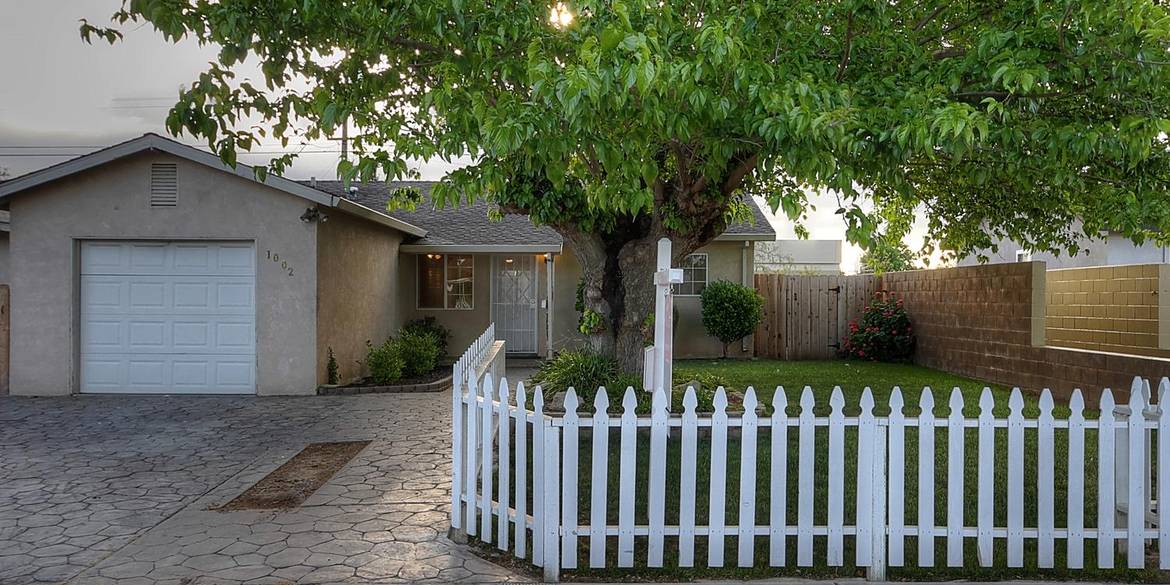 Brivity 1002 Poplar Ave Manteca, CA 95336