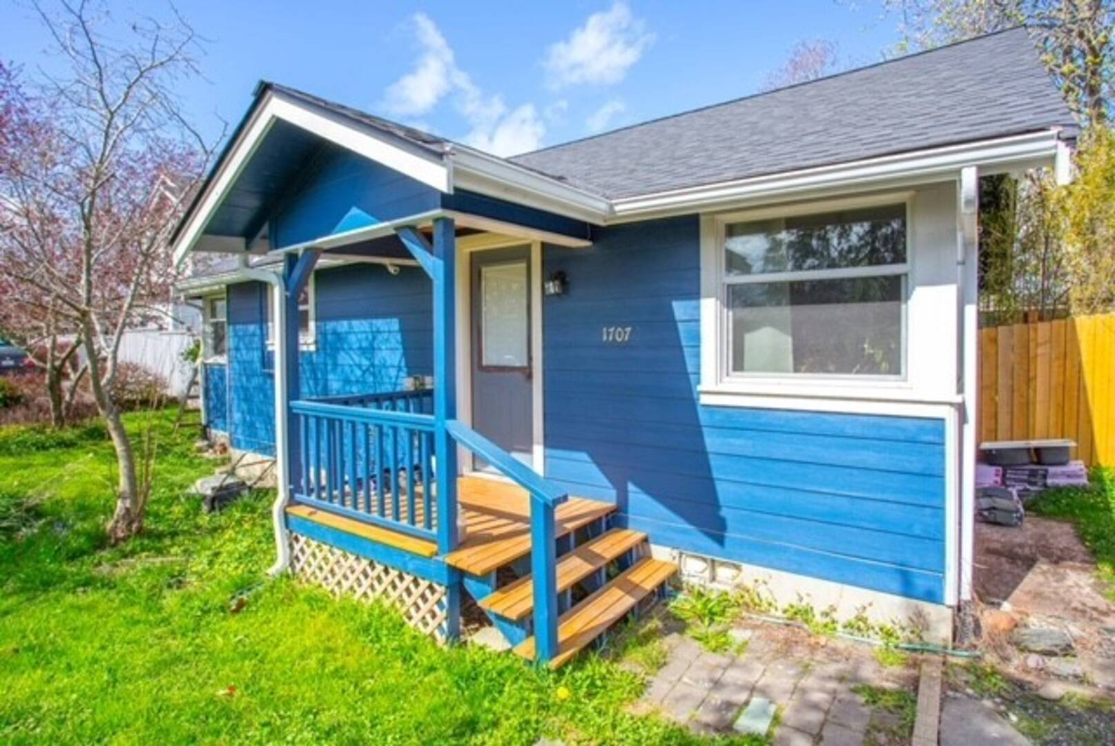 1707 Texas St, Bellingham, WA 98229