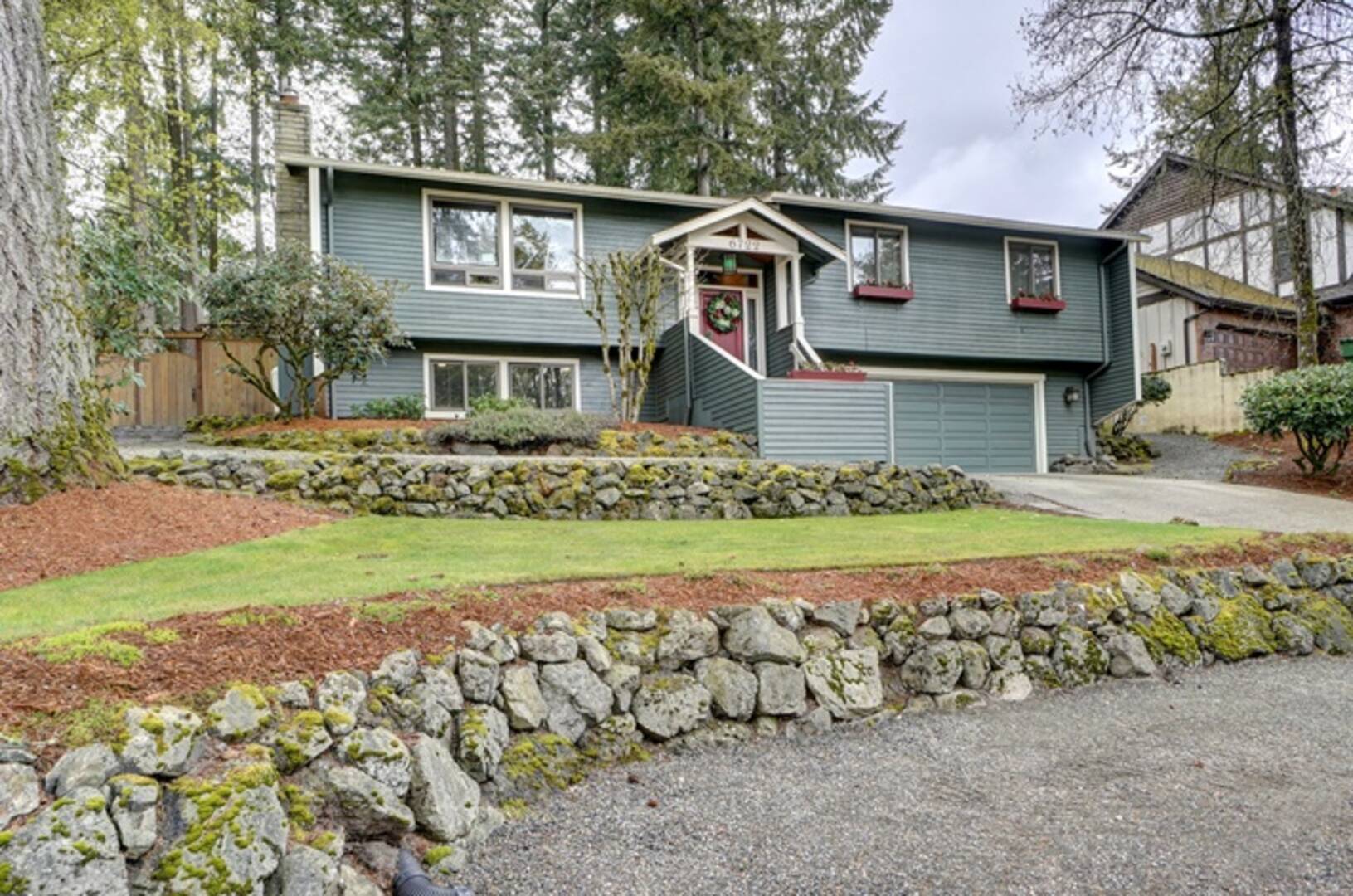 6722 Twin Hills Dr W University Place, WA 98467
