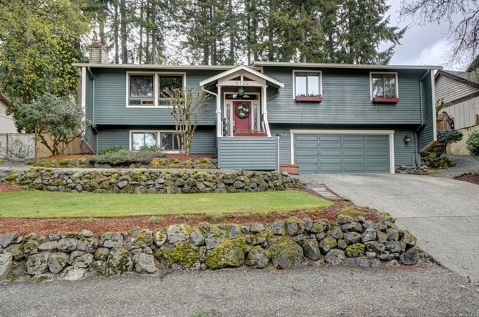 6722 Twin Hills Dr W University Place, WA 98467