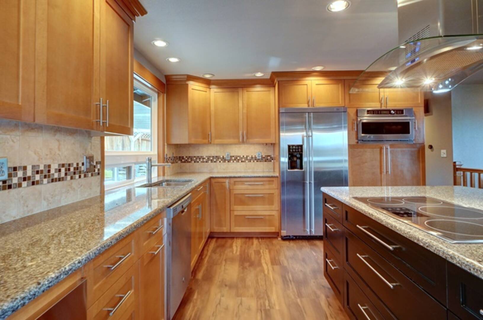 6722 Twin Hills Dr W University Place, WA 98467
