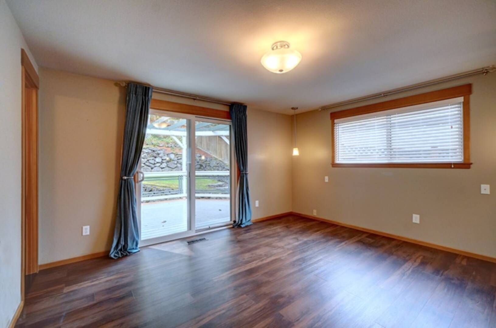 6722 Twin Hills Dr W University Place, WA 98467