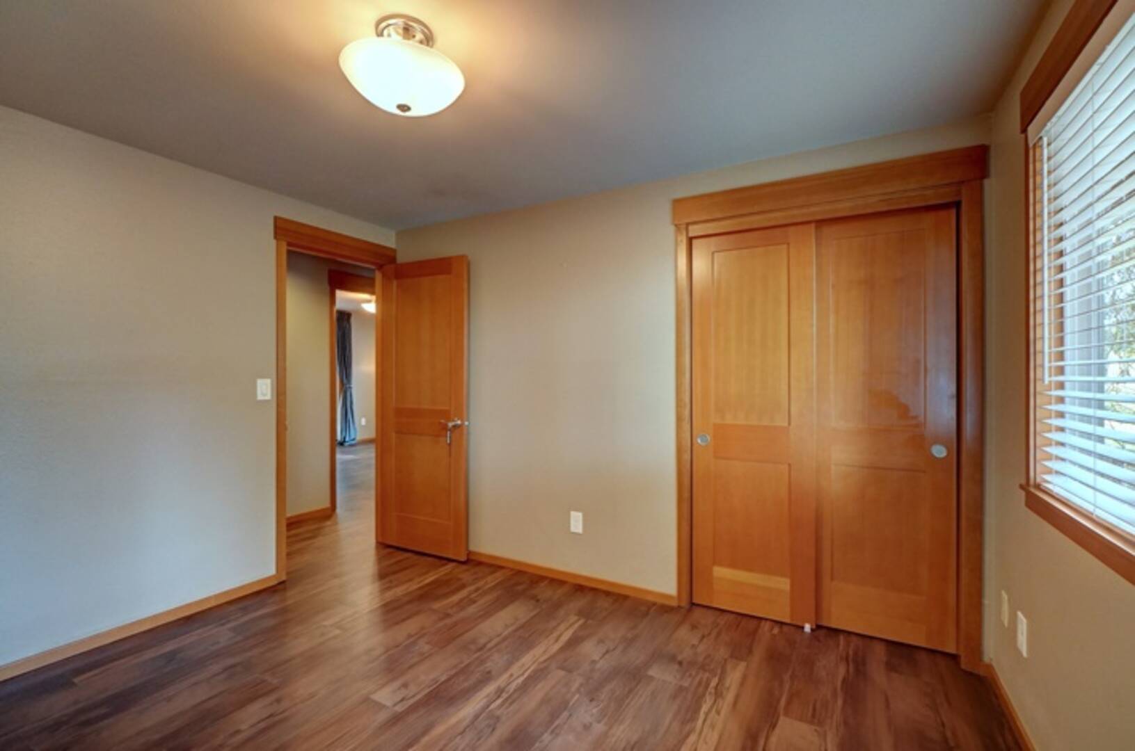 6722 Twin Hills Dr W University Place, WA 98467