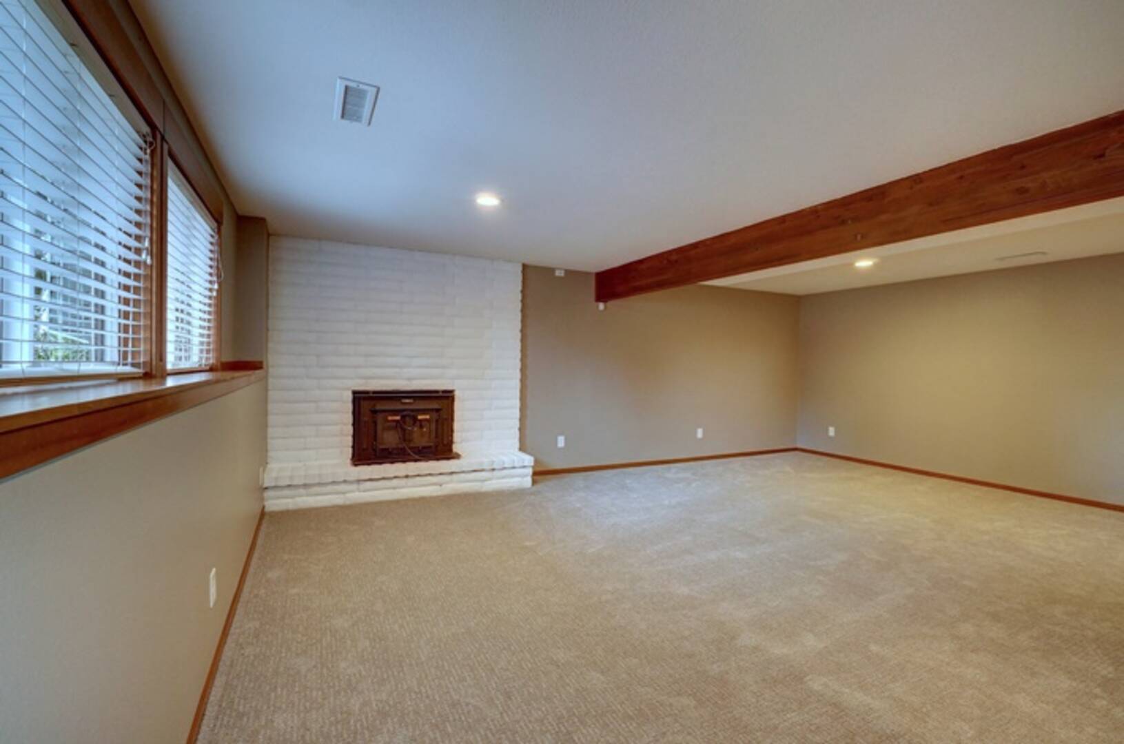 6722 Twin Hills Dr W University Place, WA 98467