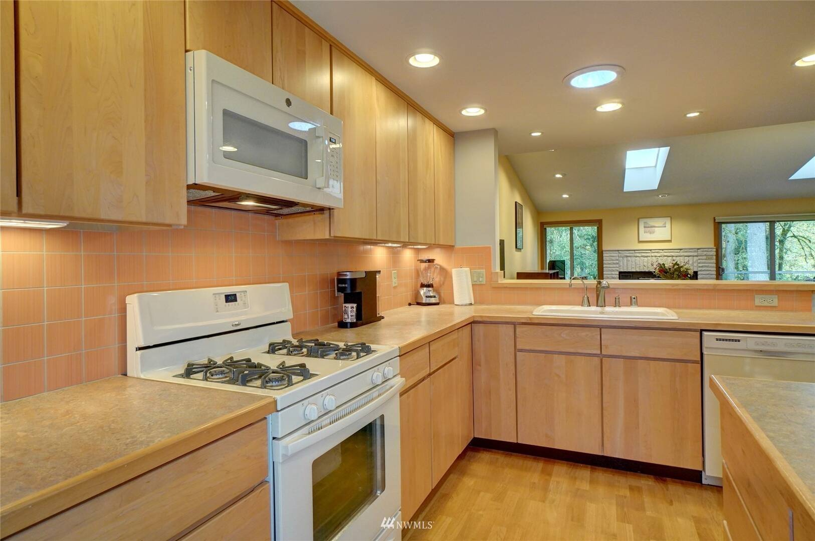1314 Evergreen Park Drive SW Unit R Olympia, WA 98502